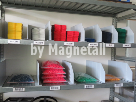 Magnetic divider and magnetic labels Magnetic divider and magnetic labels